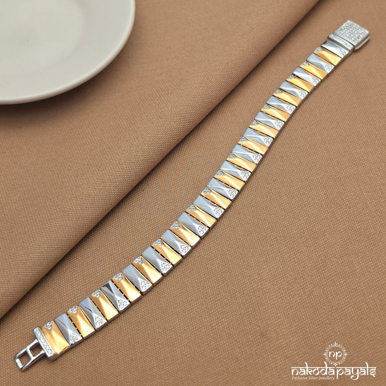 Sparkling Men’s Bracelet (Mc1136)