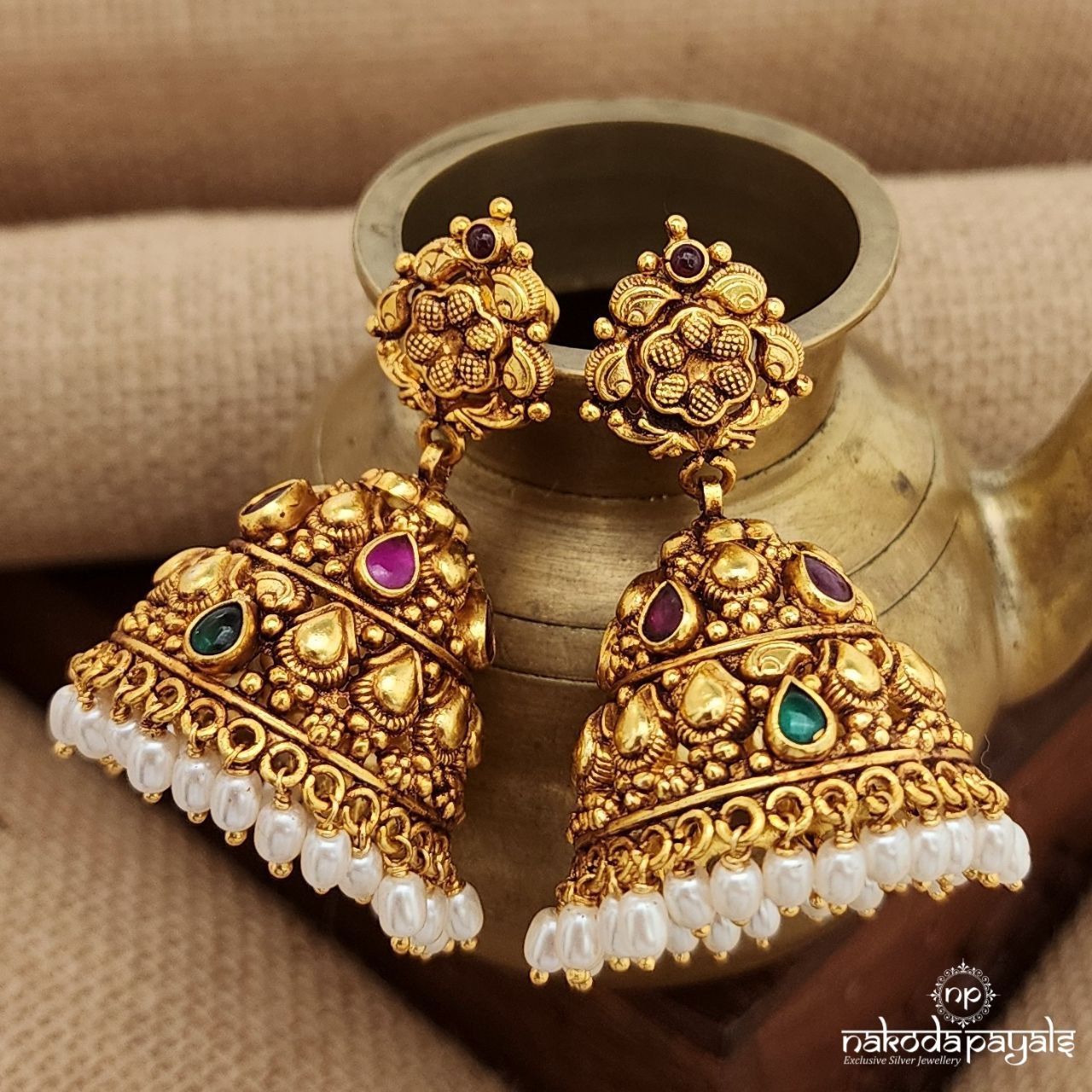 White Pearl Drop Jhumka(Ge9374)