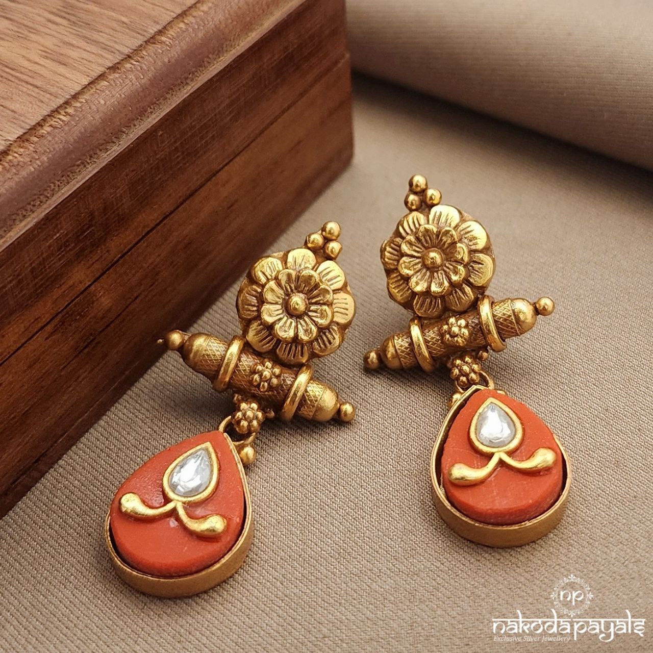 Coral Drop Earrings (Ge9754)