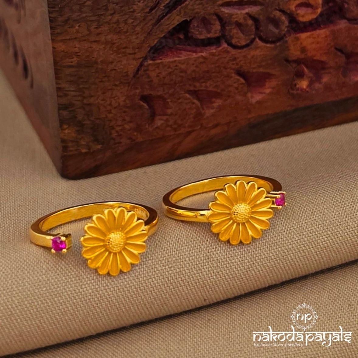 Bright Gold Toerings (T4945)