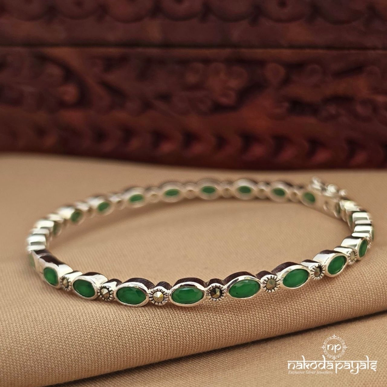 Green Dot Marcasite Kada (St4145)