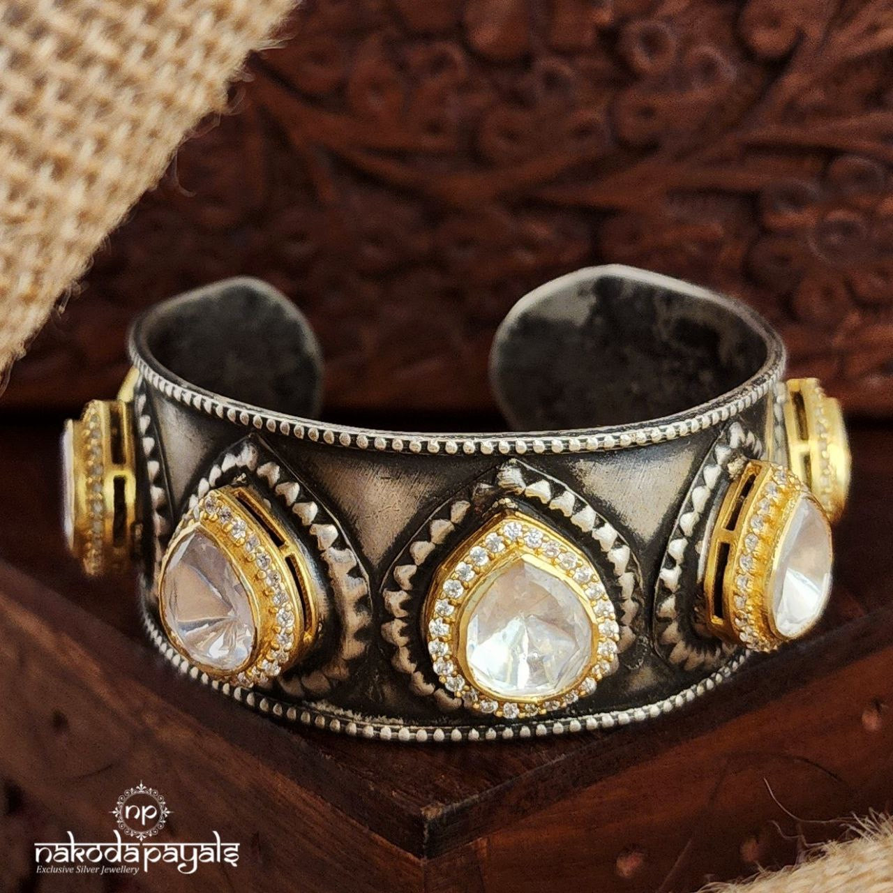 Grand Sparkling Moissanite Dual Tone Adjustable Kada (K6025)