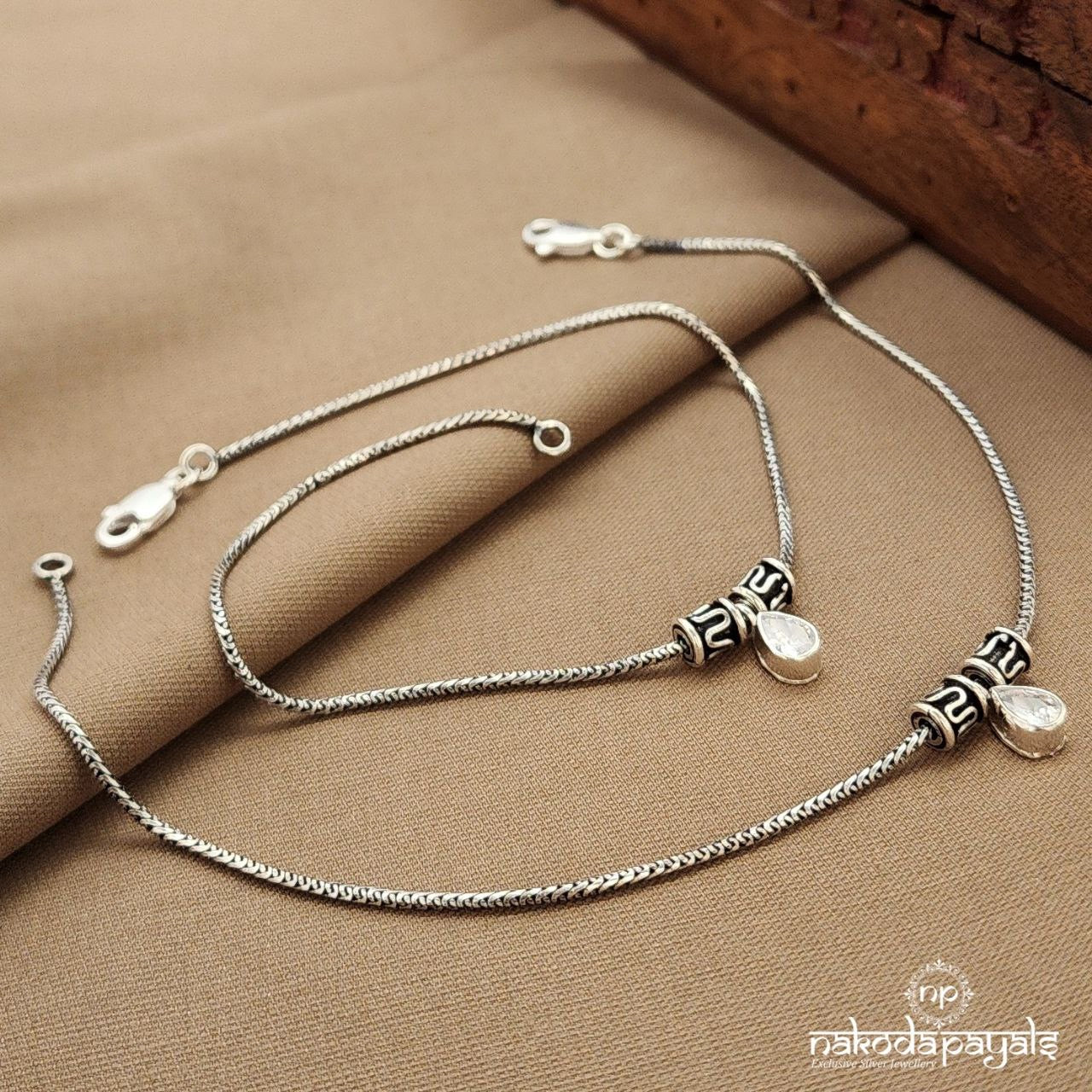 White Sparkling Drop Anklets (A6764)