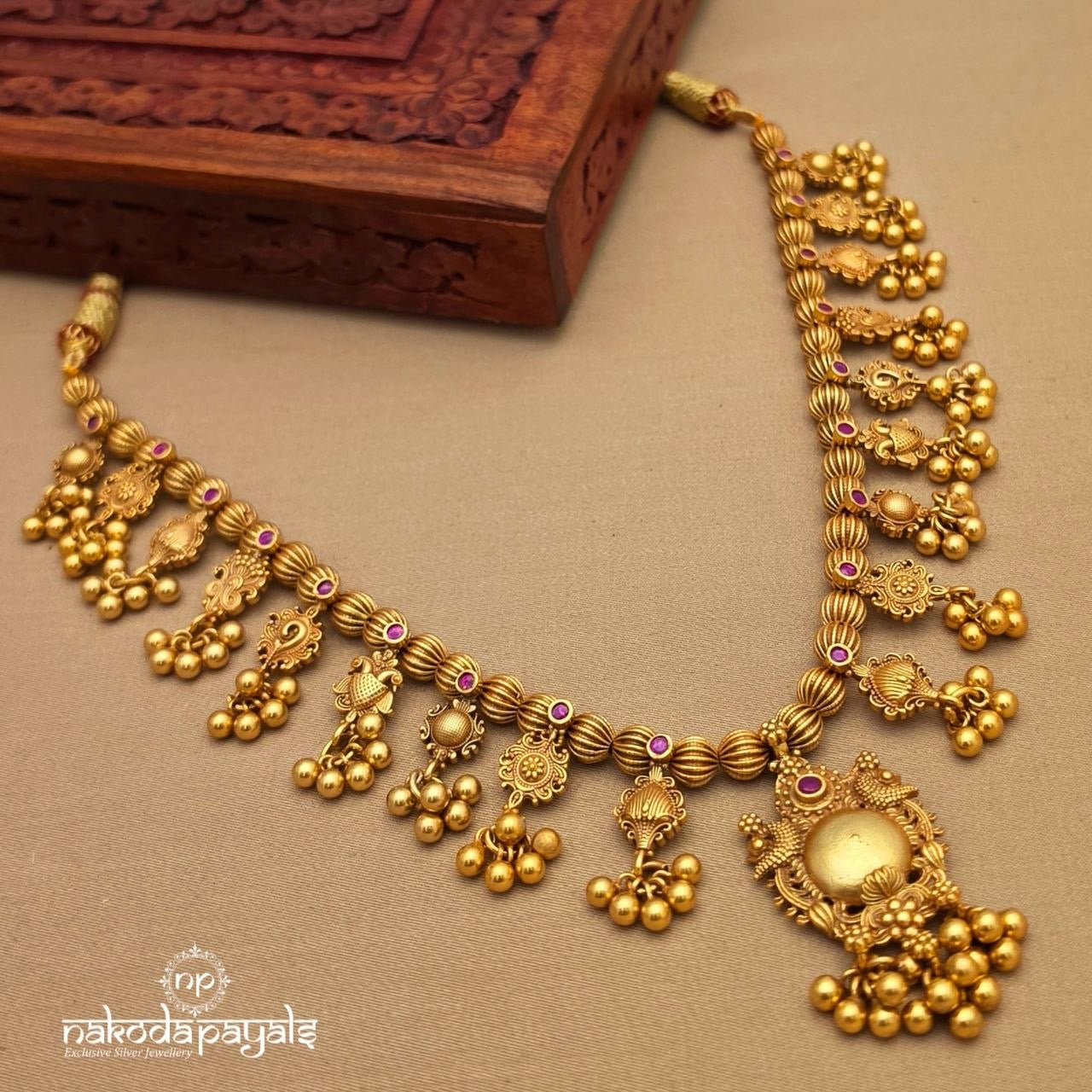 Elegant Saaj Neckpiece (Gn10312)