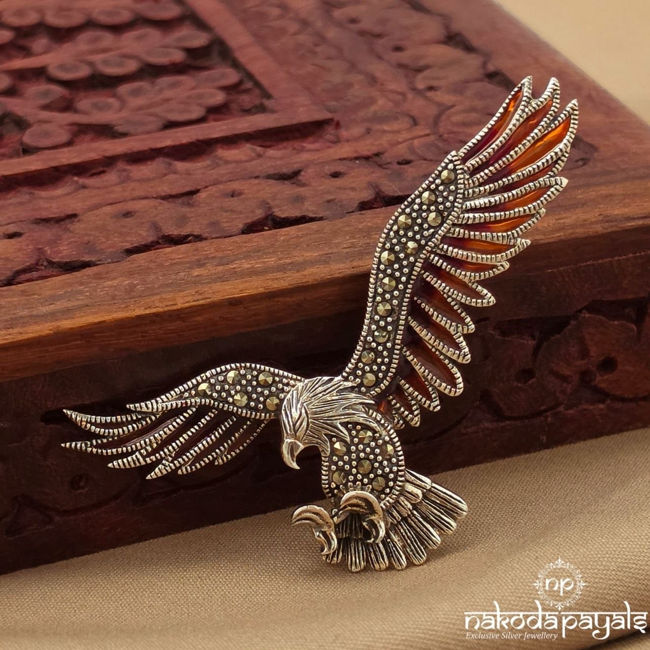 Eye Catching Eagle Brooch (St4064)