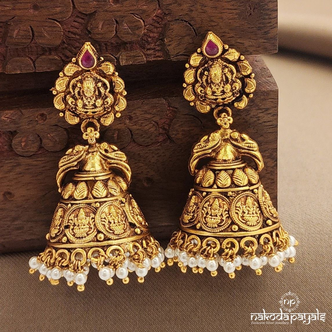 Coined Pearl Drops Jhumka (Ge9736)
