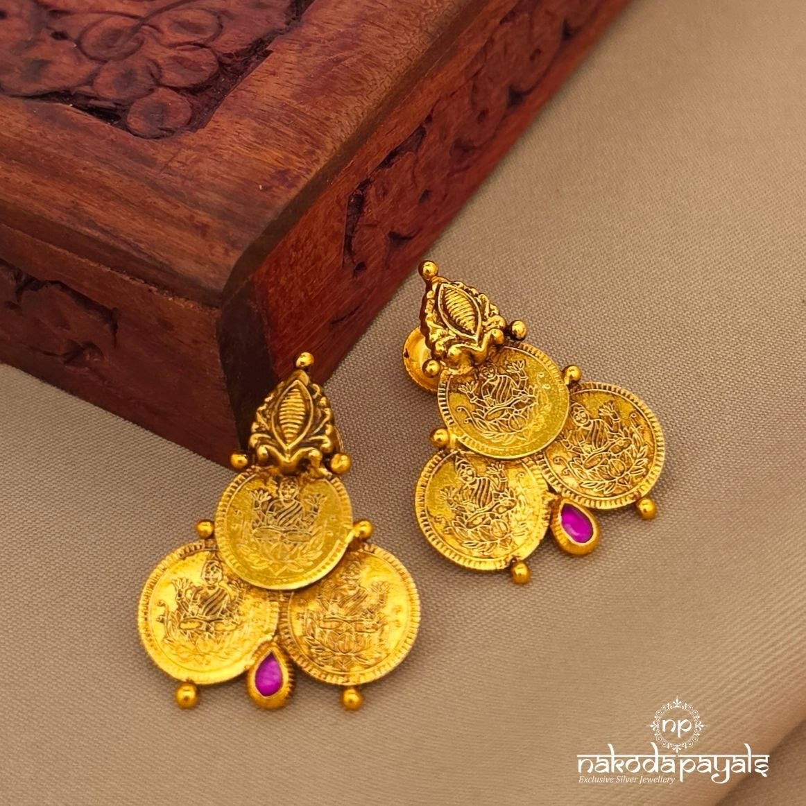 Leafy Coined Studs (Ge10562)