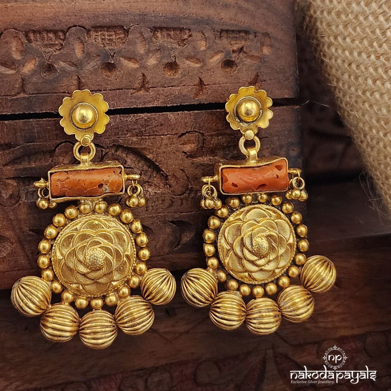 Floral Coral Earrings (Ge9681)