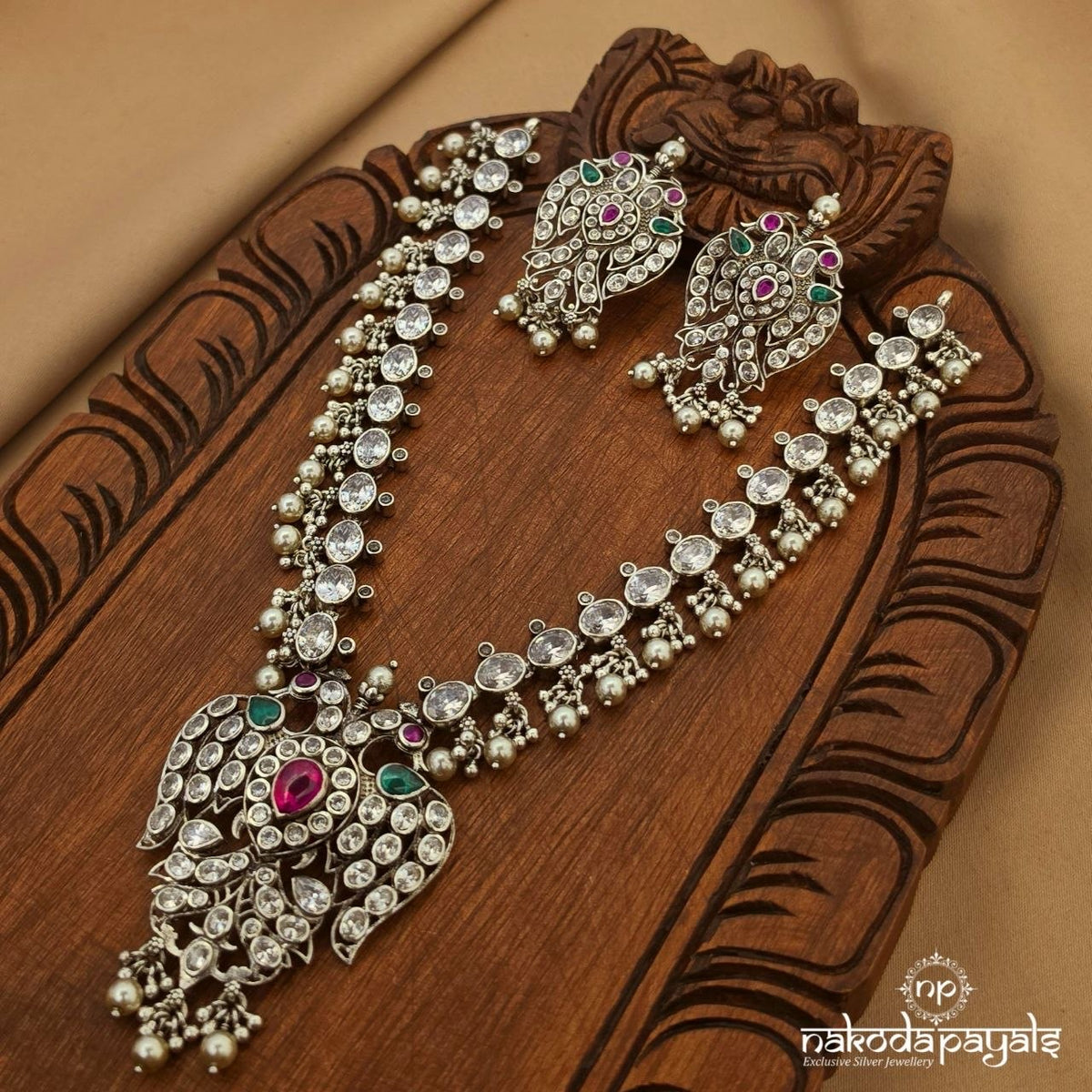 Gandaberunda Neckpiece With Earrings (N12185)