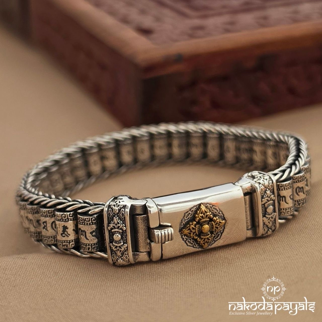 Wheel Men’s Bracelet (Mc1175)