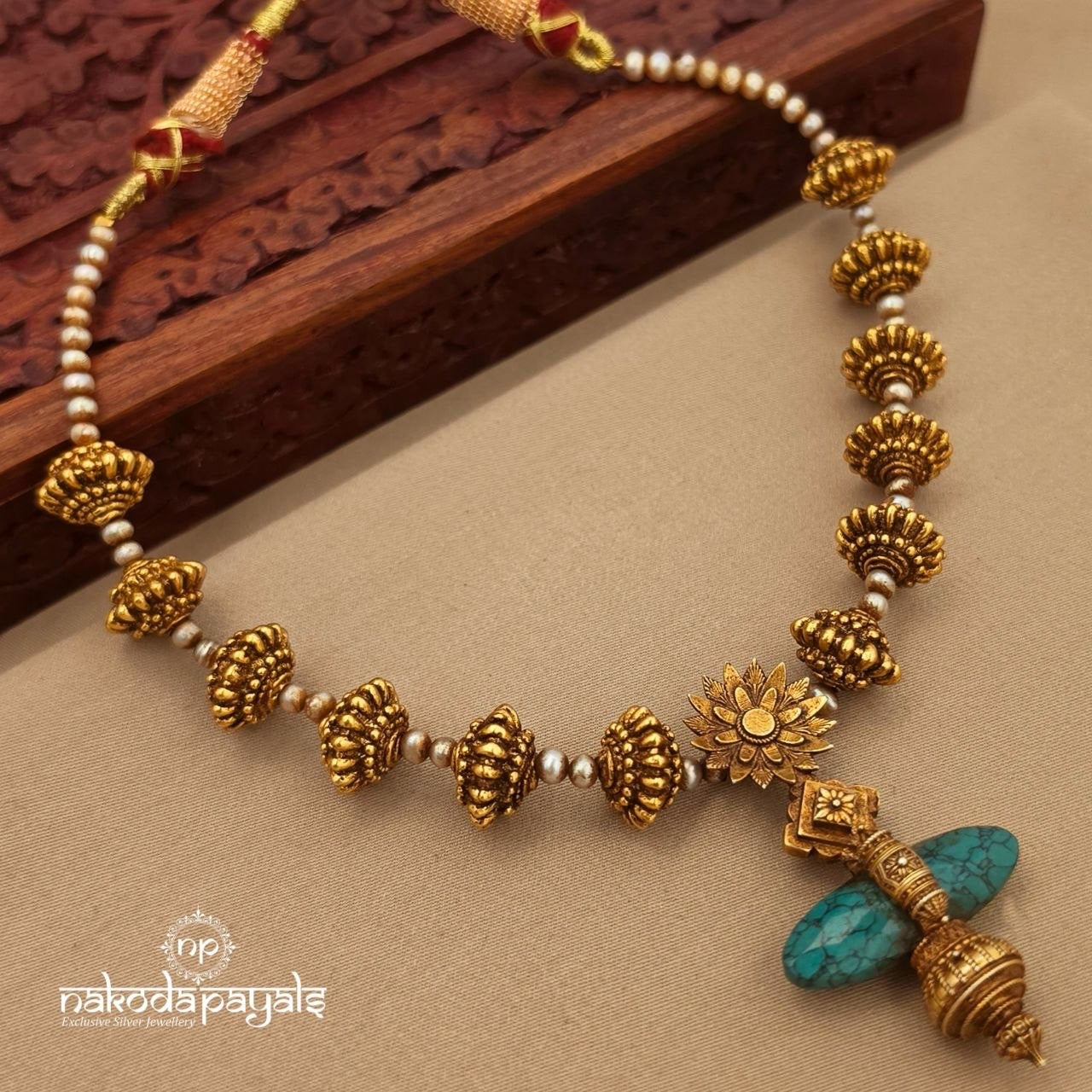 Turquoise Floral Drop Neckpiece (Gn10311)