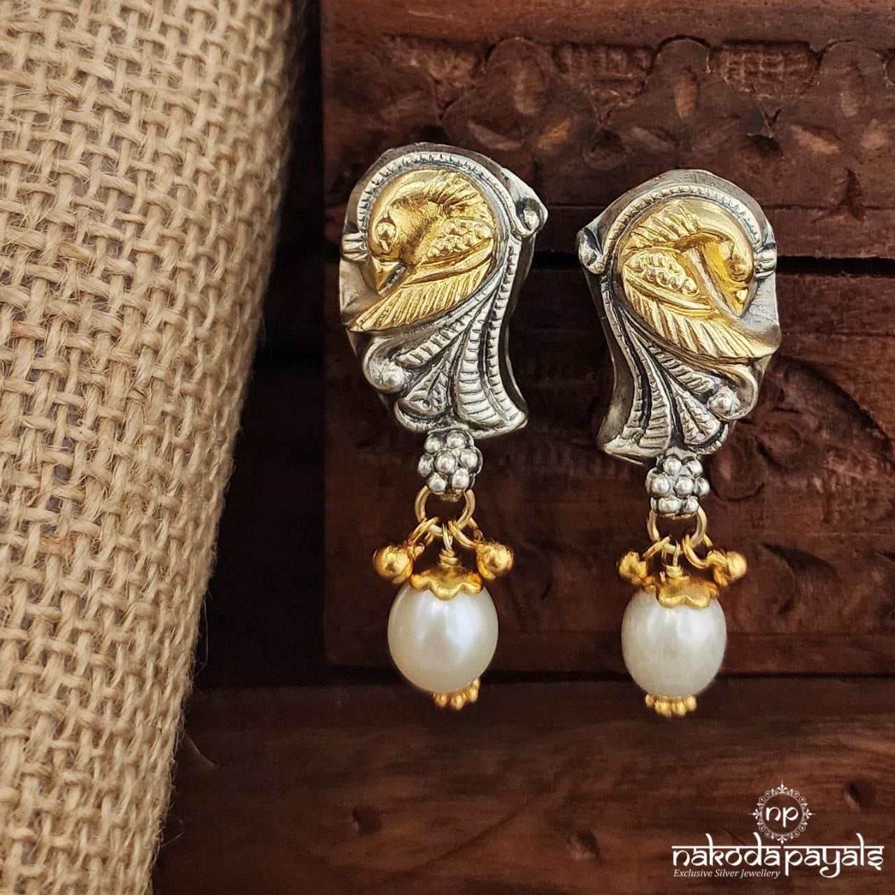 Peacock Pearl Drop Dual Tone Earrings (Dt1333)