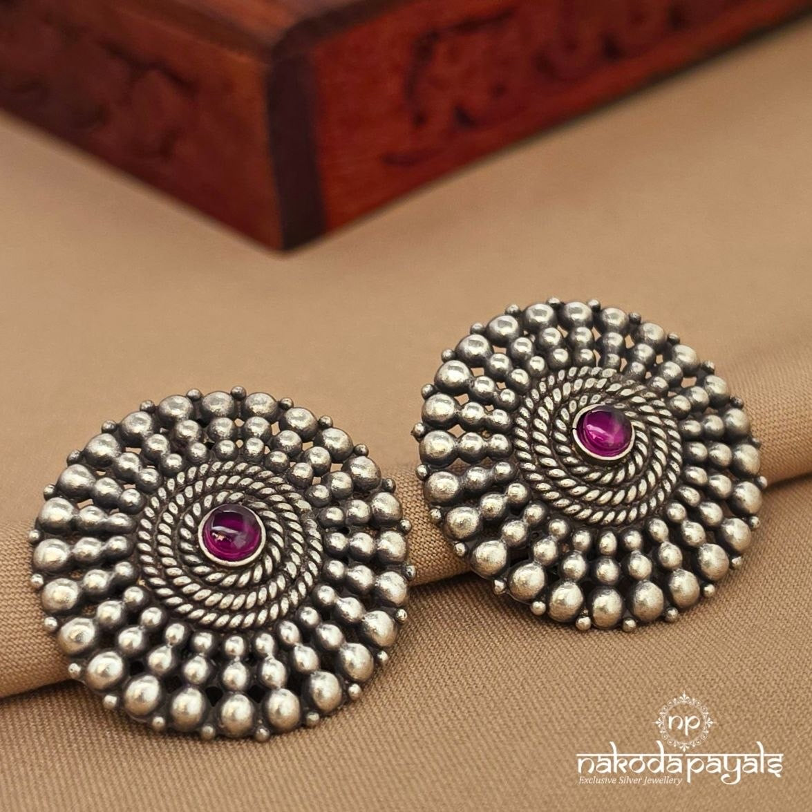 Elegant Studs (S9732)