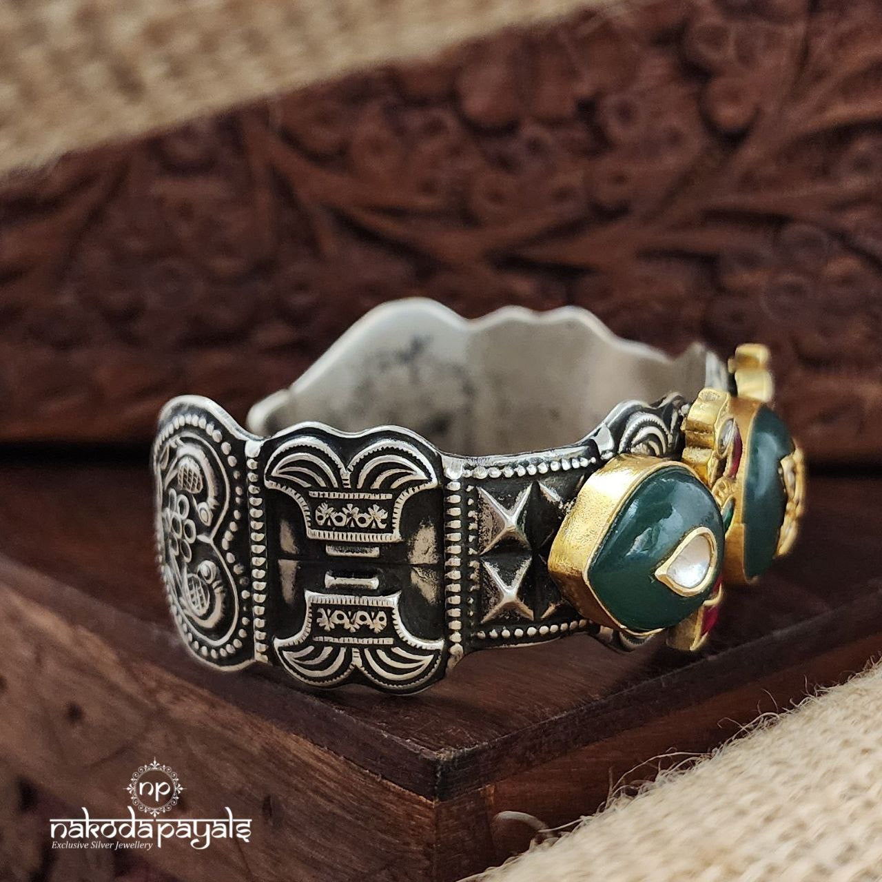 Twin Birdie Kundan Dual Tone Adjustable Kada (K6010)