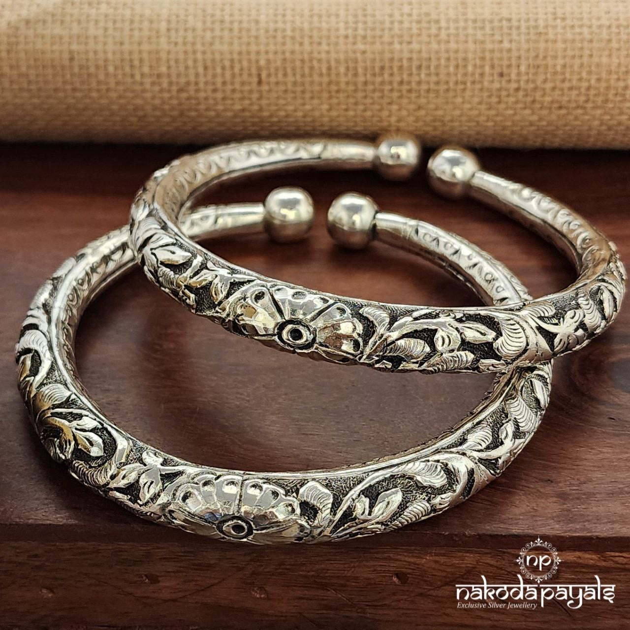 Tribal Floral Chitai Work Ankle Kada Pair (A2335)