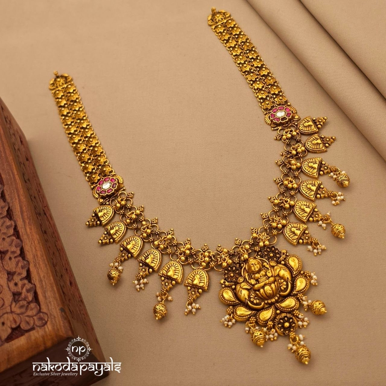 Floral Ball Drops Kundan Neckpiece (Gn10770)