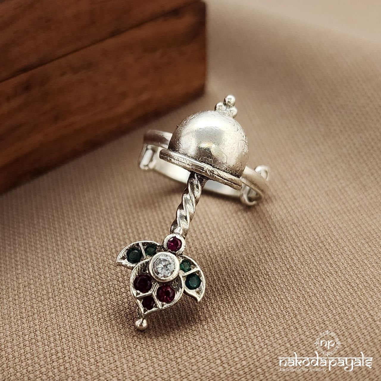 Temple Charm Finger Ring (F2837)