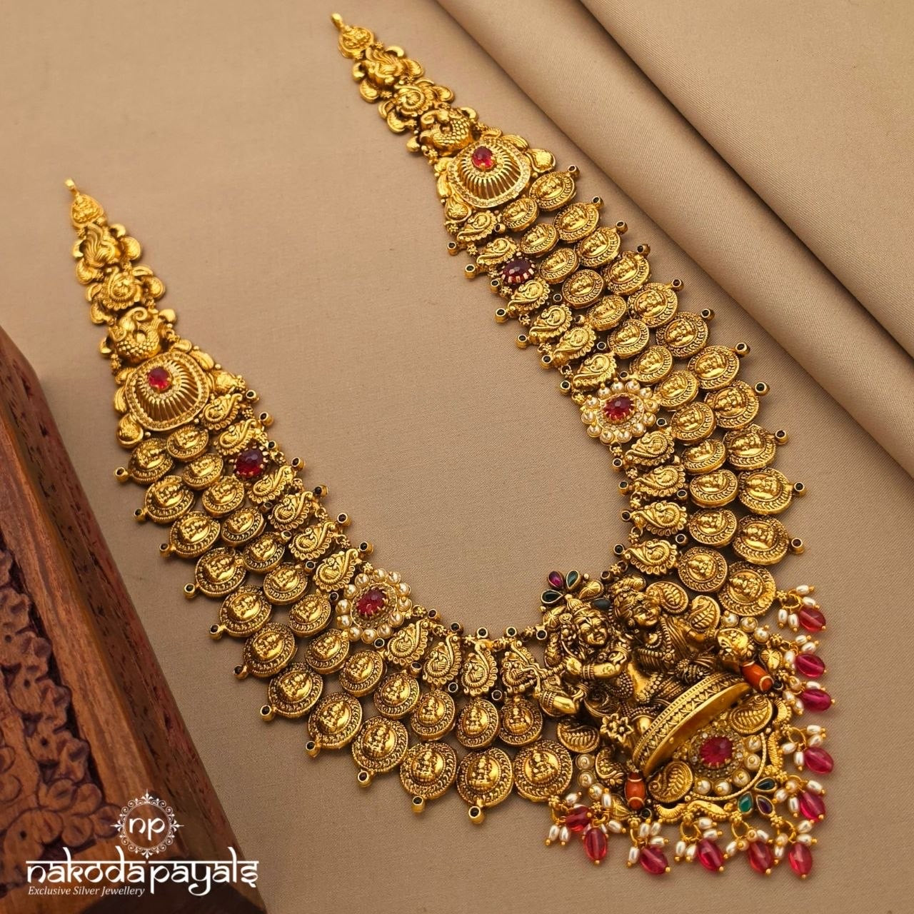 Divine Radha Krishna Neckpiece (Gn10742)