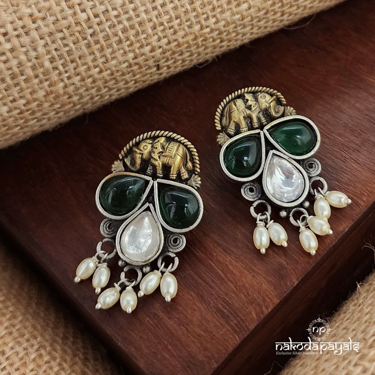 Sparkling Elephant Dual Tone Earrings (Dt1379)