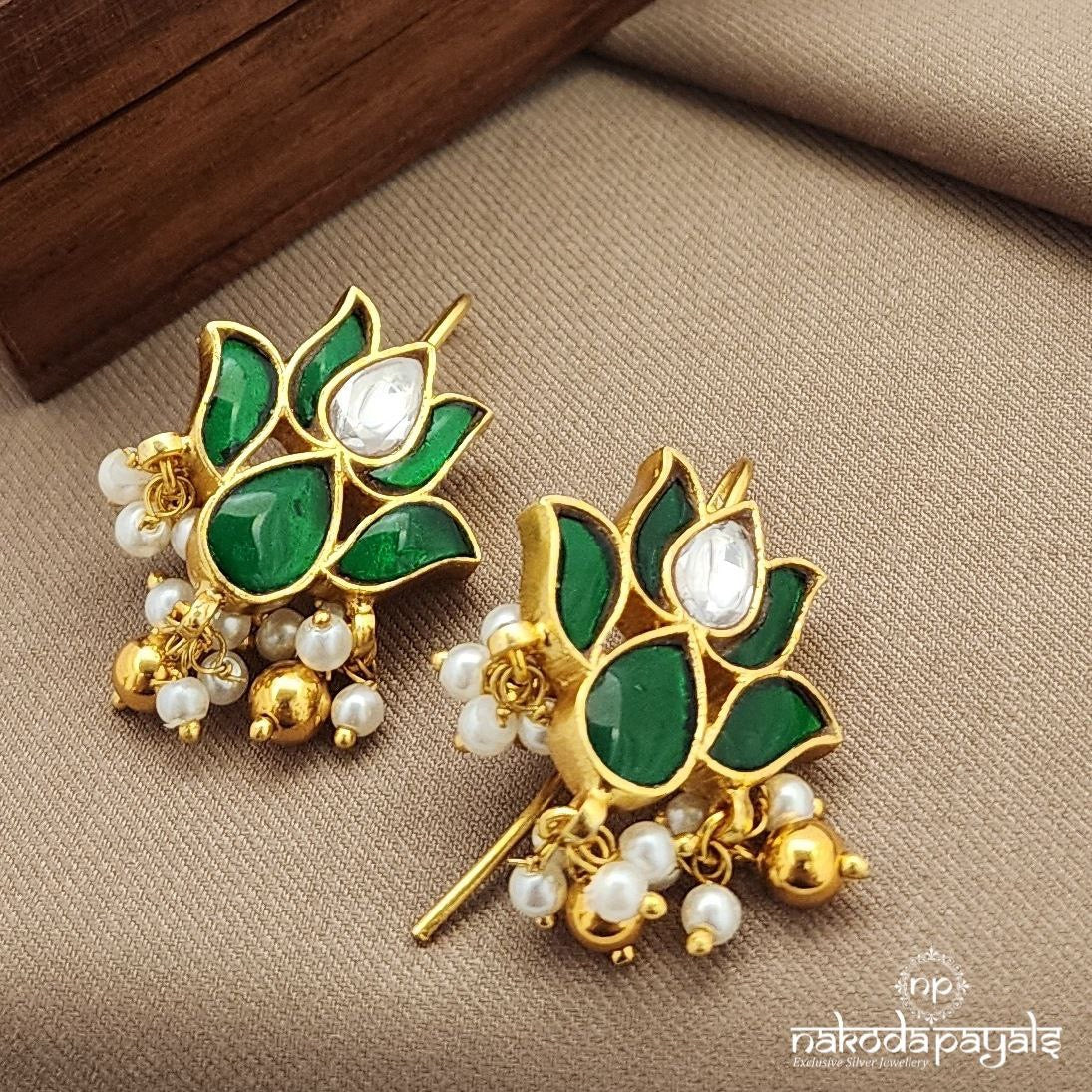 Green Pearl Drops Kundan Earrings (Ge9709)