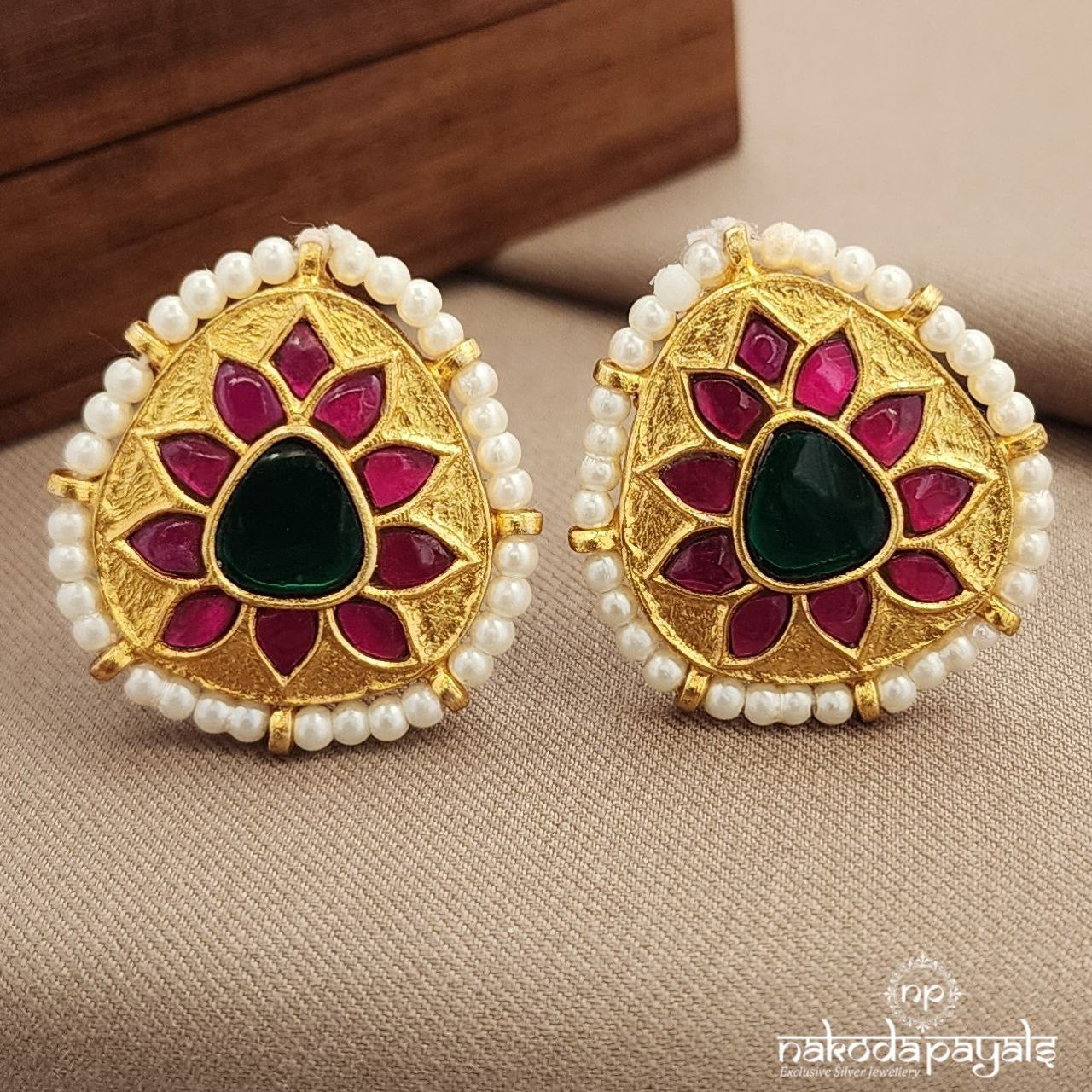 Big Leaf Kundan Studs (Ge9715)