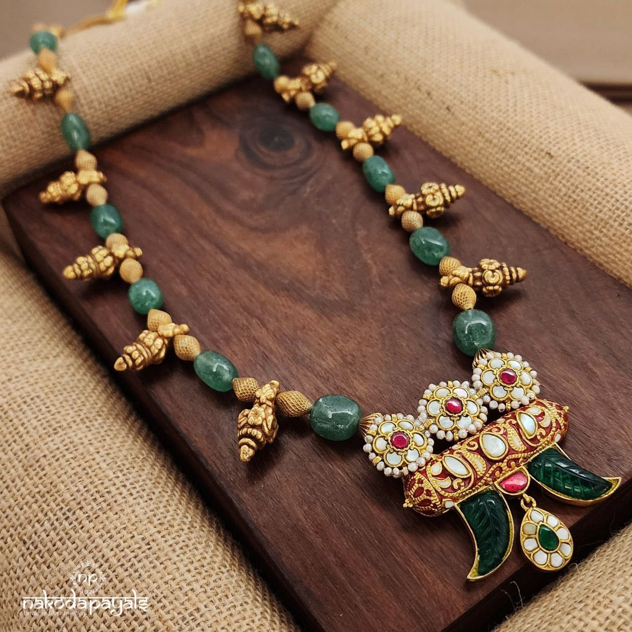 Puligore Kundan Neckpiece (Gn9210)