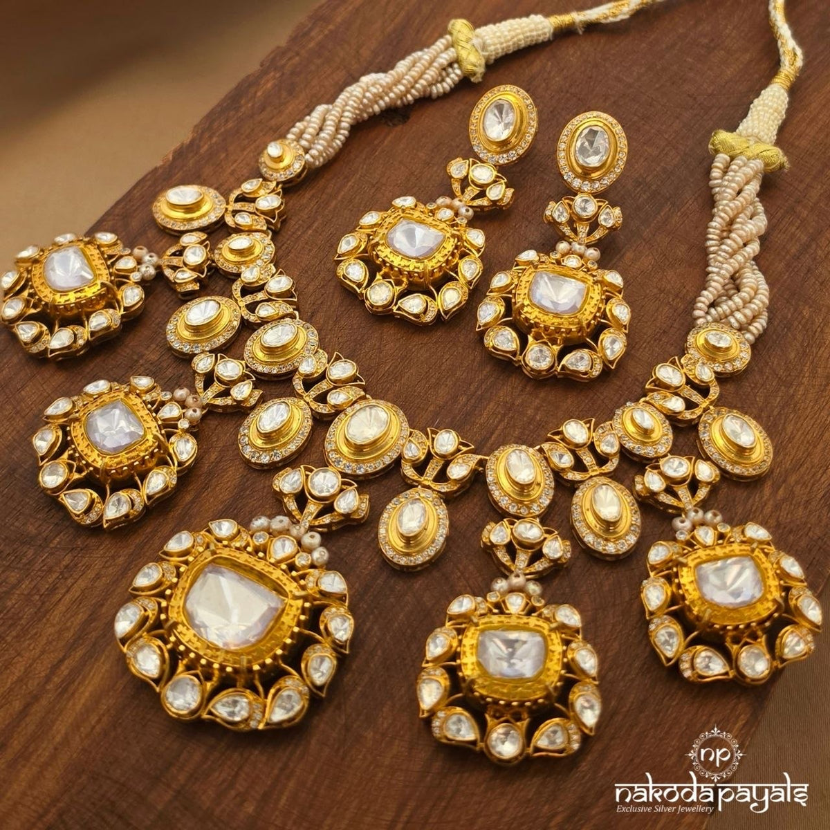 Royal Moissanite Neckpiece With Earrings (Gn11026)