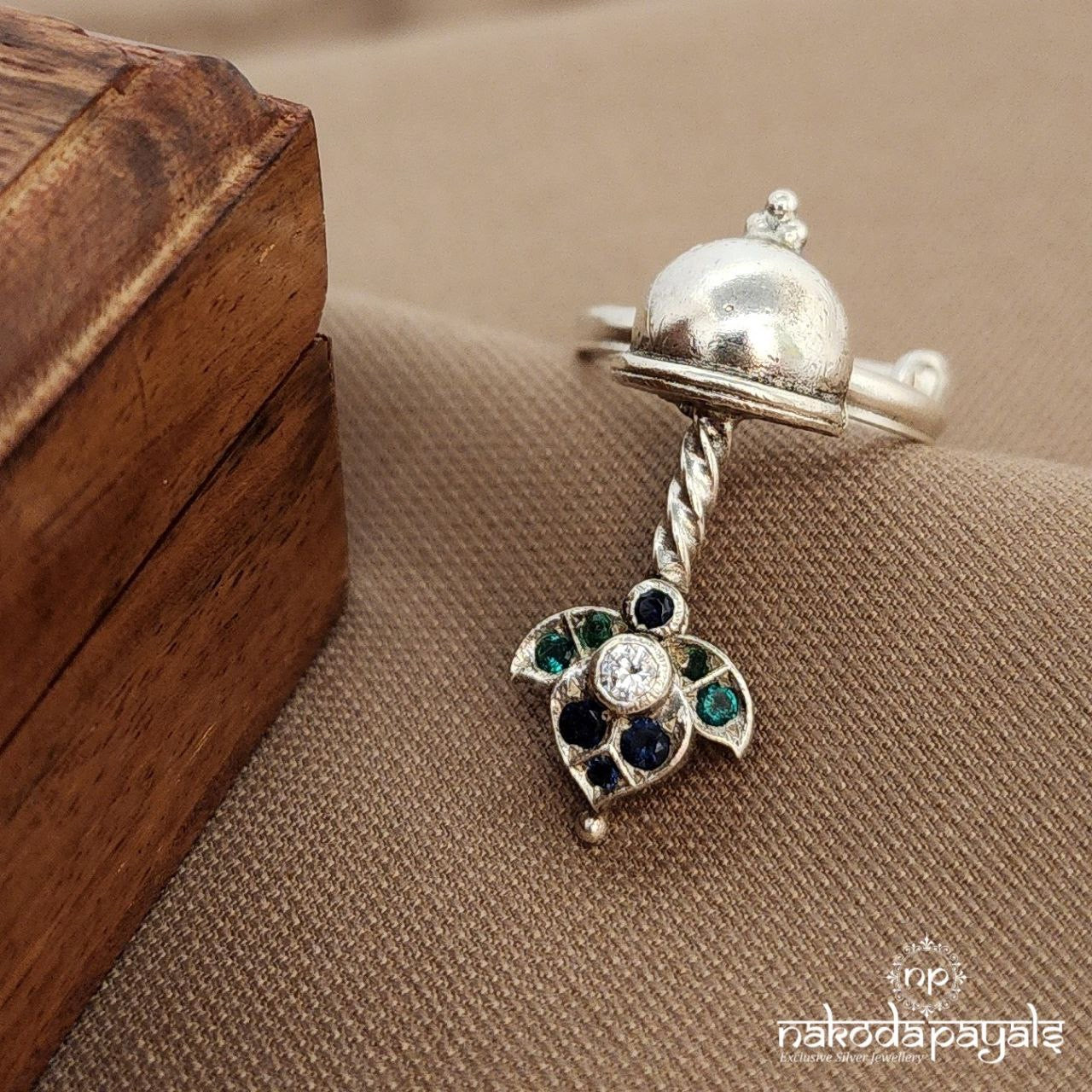 Heritage Bell Finger Ring (F2836)