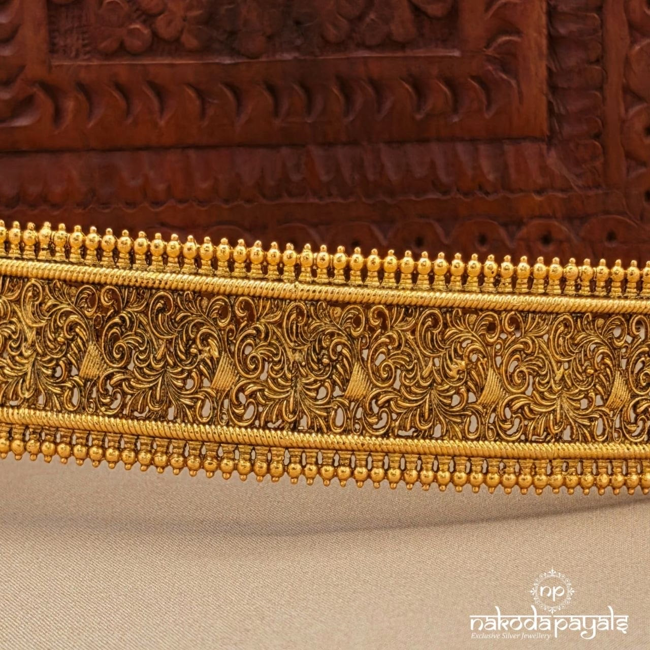 Graceful Green Waistbelt (D0265)