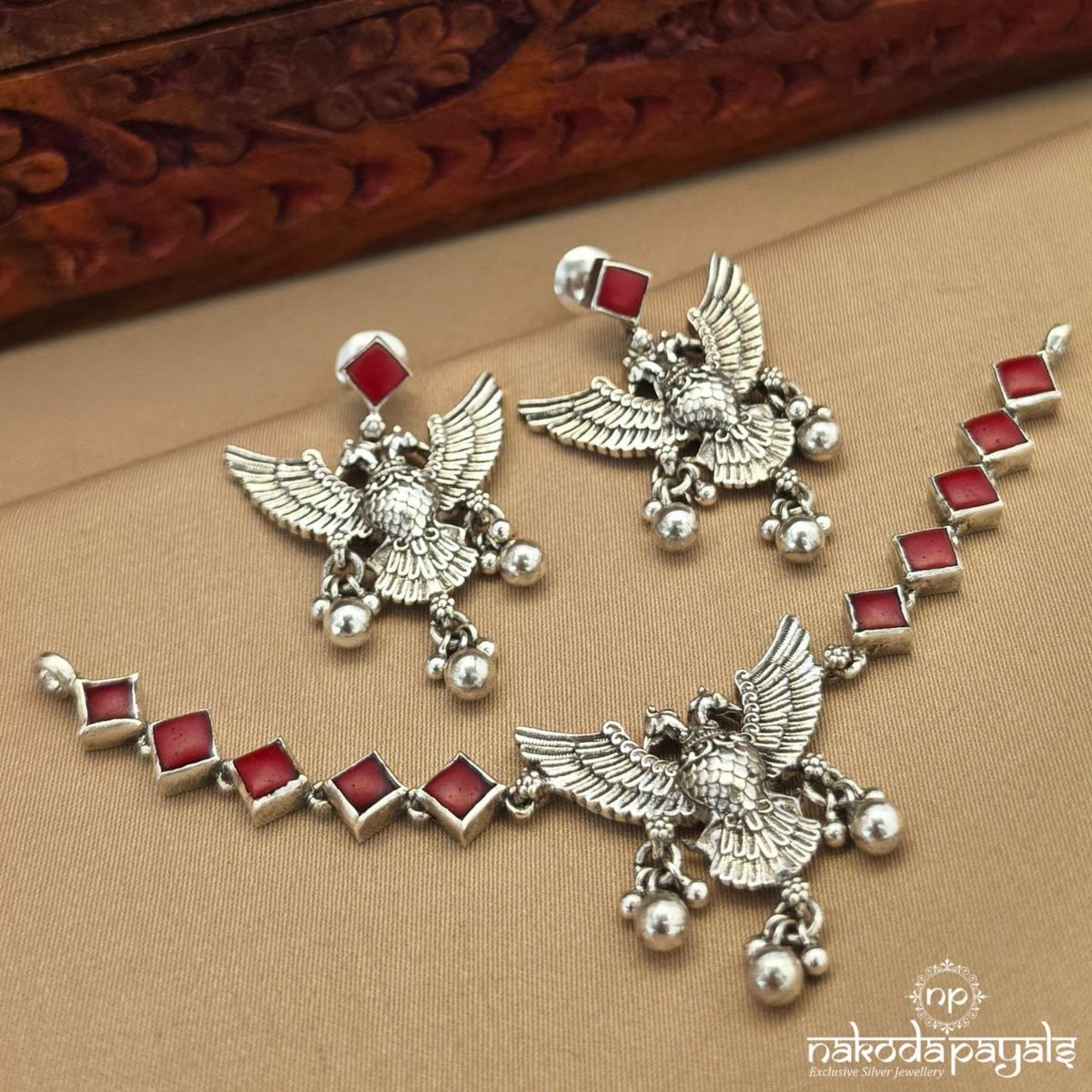 Coral Gandaberunda Choker With Earrings (N12170)