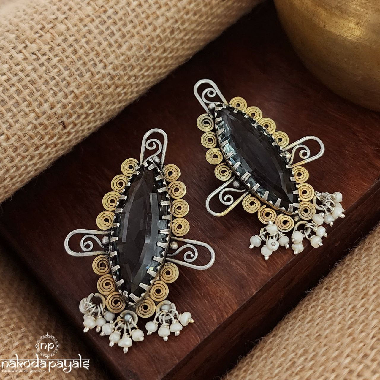 Kohinoor Grace Dual Tone Earrings (Dt1388)