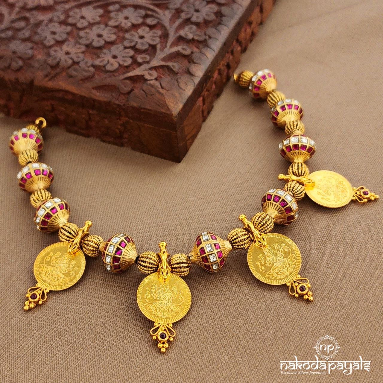 Kundan Lakshmi Coin Neckpiece (Gn9740)