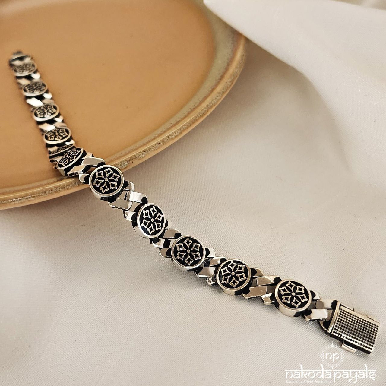 Round Link Men’s Bracelet (Mc0866)