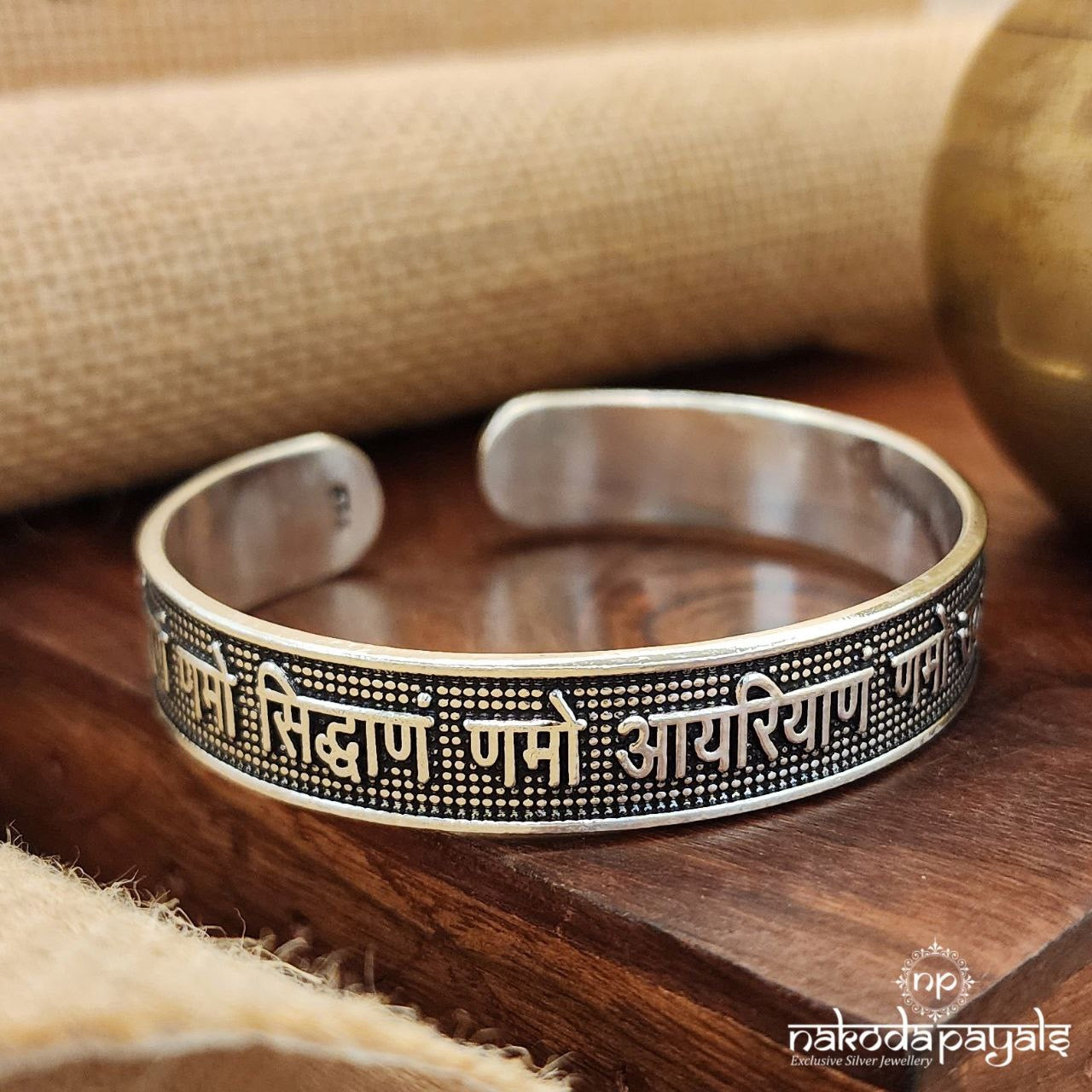 Navkar Mantra Adjustable Kada (K4978) – Nakoda Payals