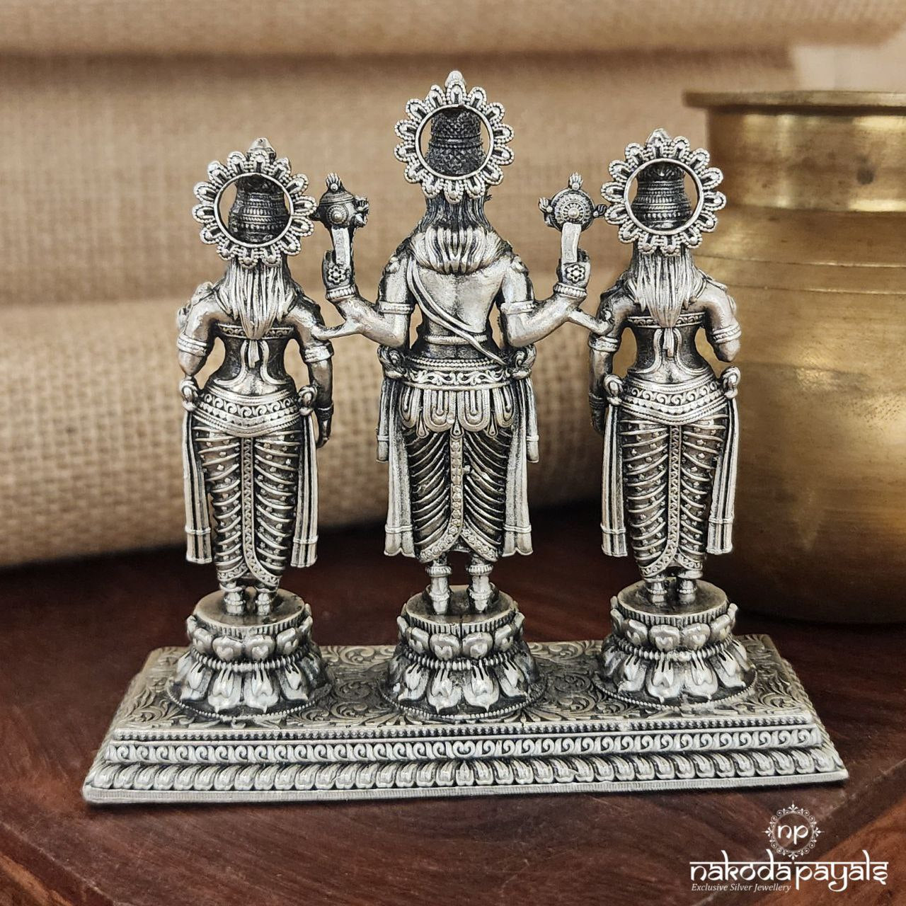Balaji With Bhudevi And Sridevi Idol (Aa1346)