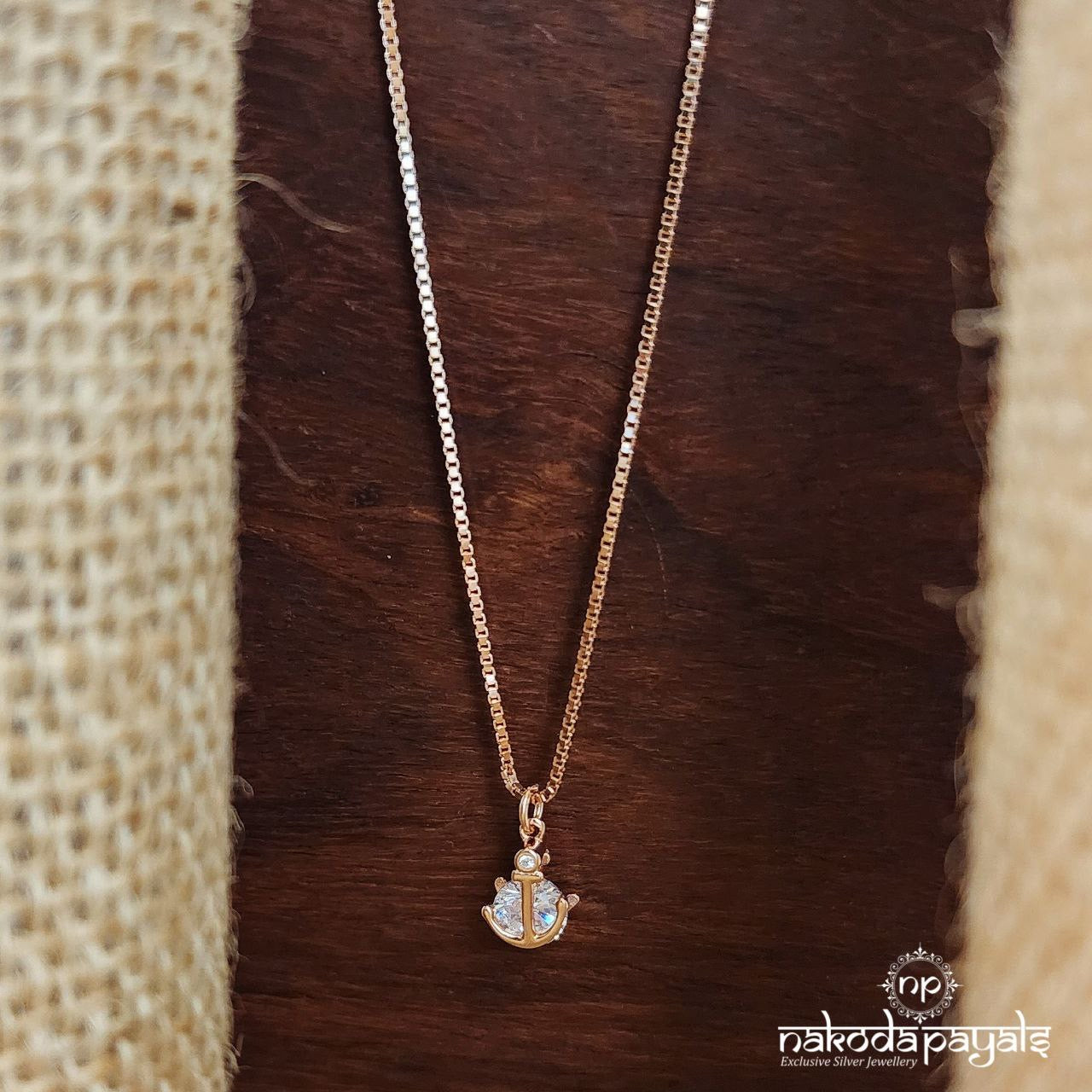 Anchor Neckpiece (St2986)