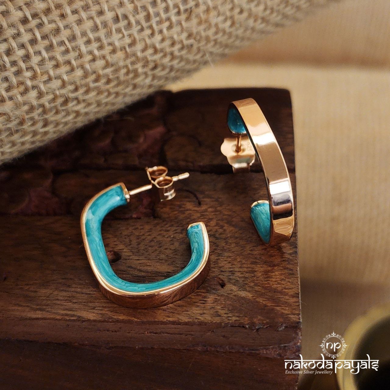 Trendy Turquoise Hoops (St3065)