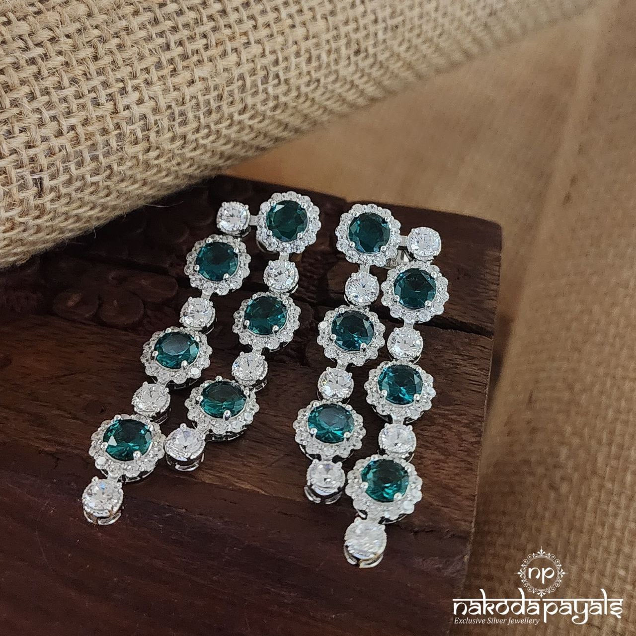 Green Glimmer Trails Earrings (St3225)