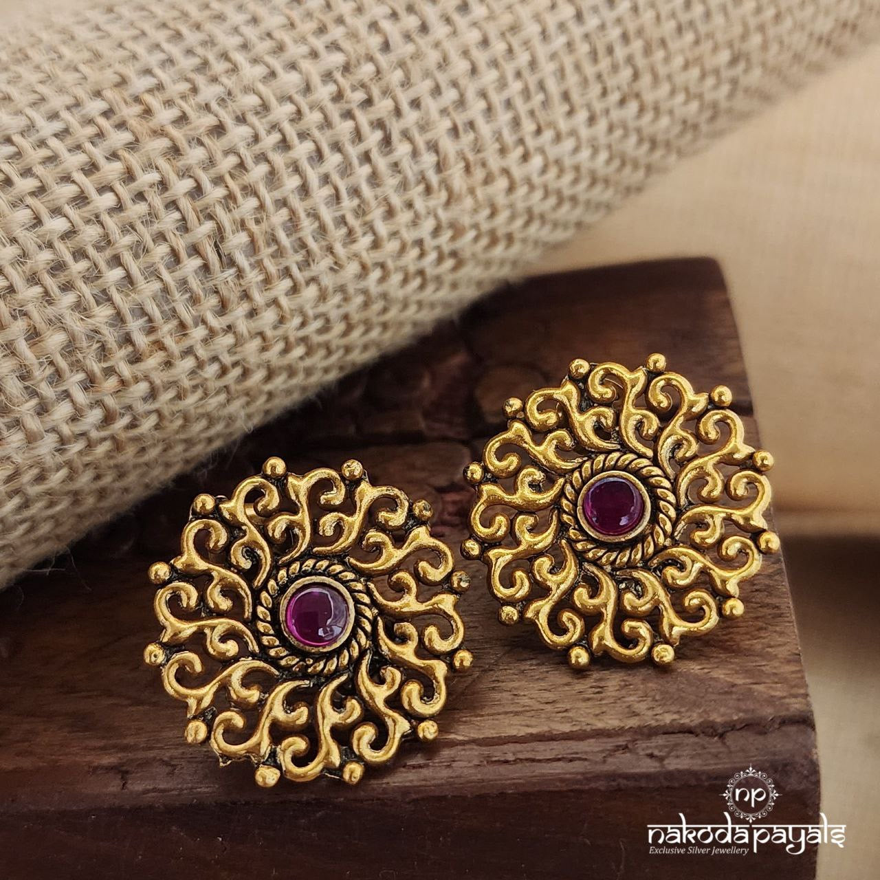 Pink Textured Studs (Ge8533)