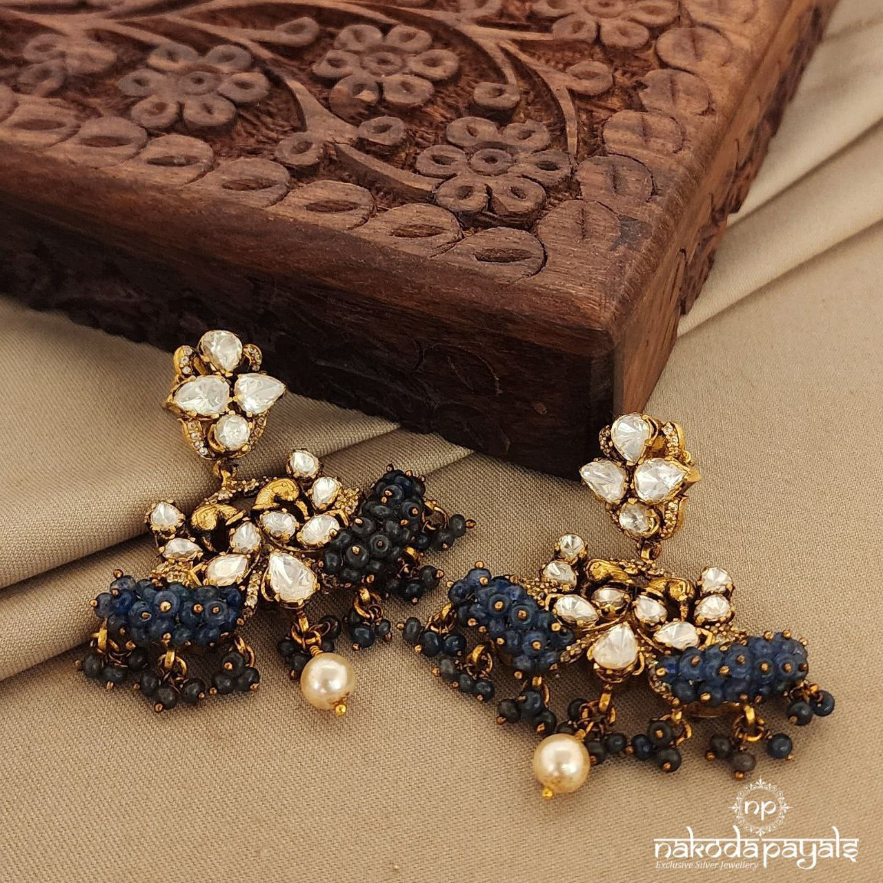 Eye Catching Blue Moissanite Neckpiece With Earrings (Gn7313)