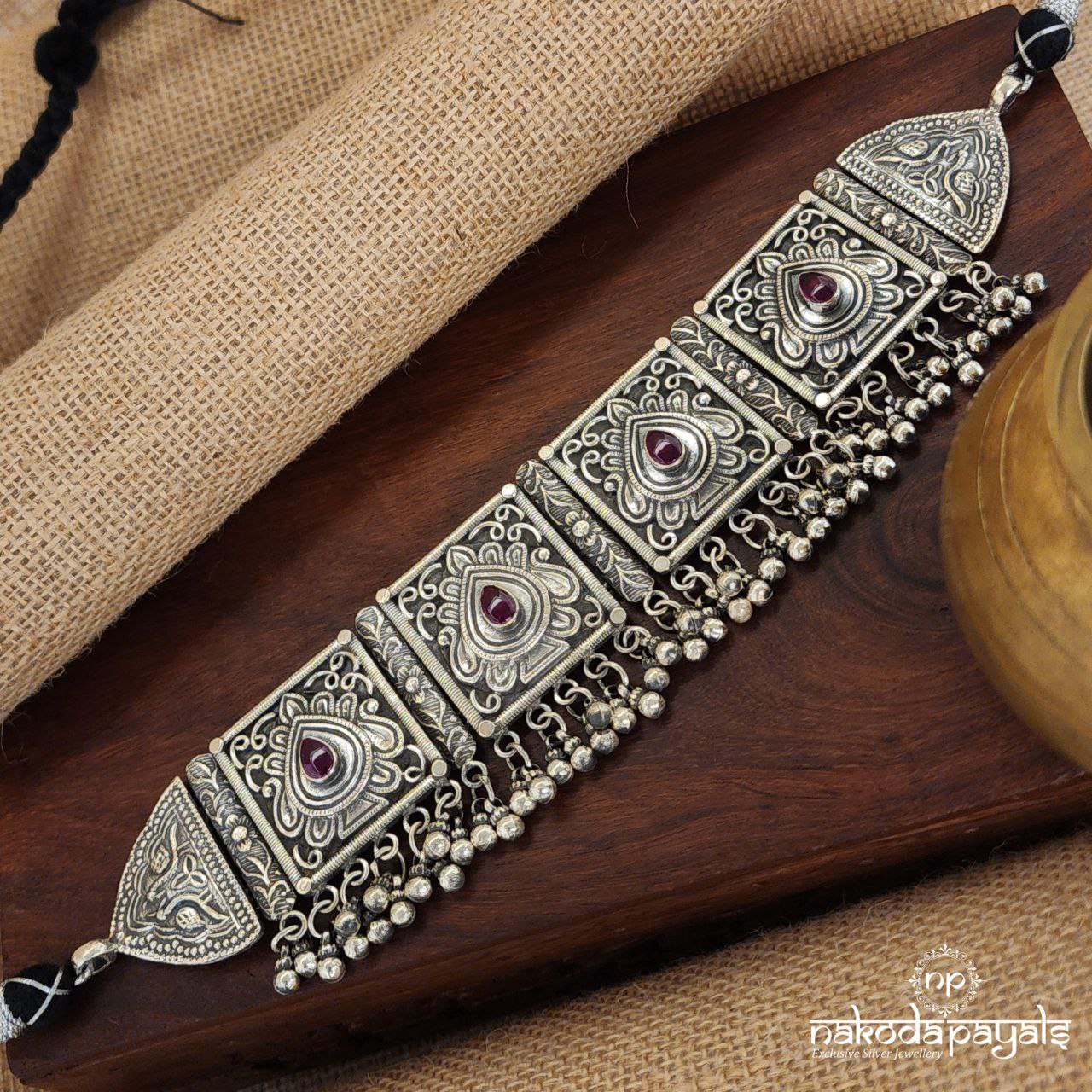 Square Leafy Choker (N10271)