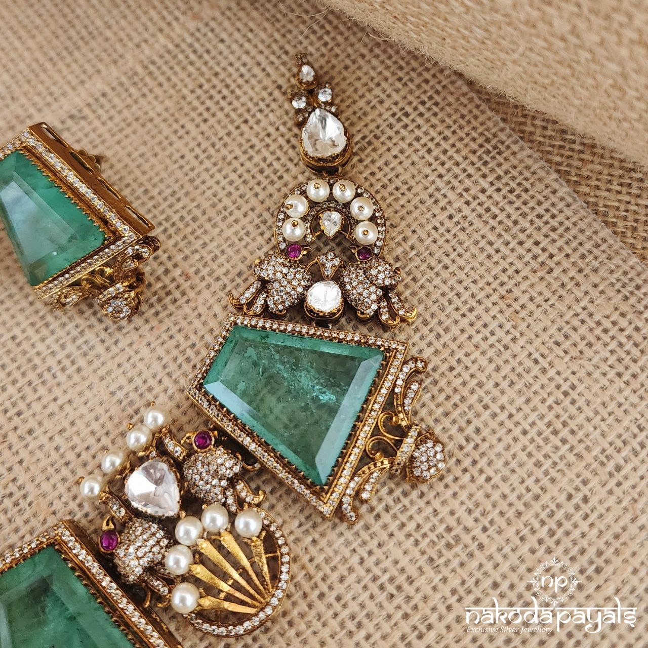 Emerald Moissanite Neckpiece With Earrings (Gn8455)