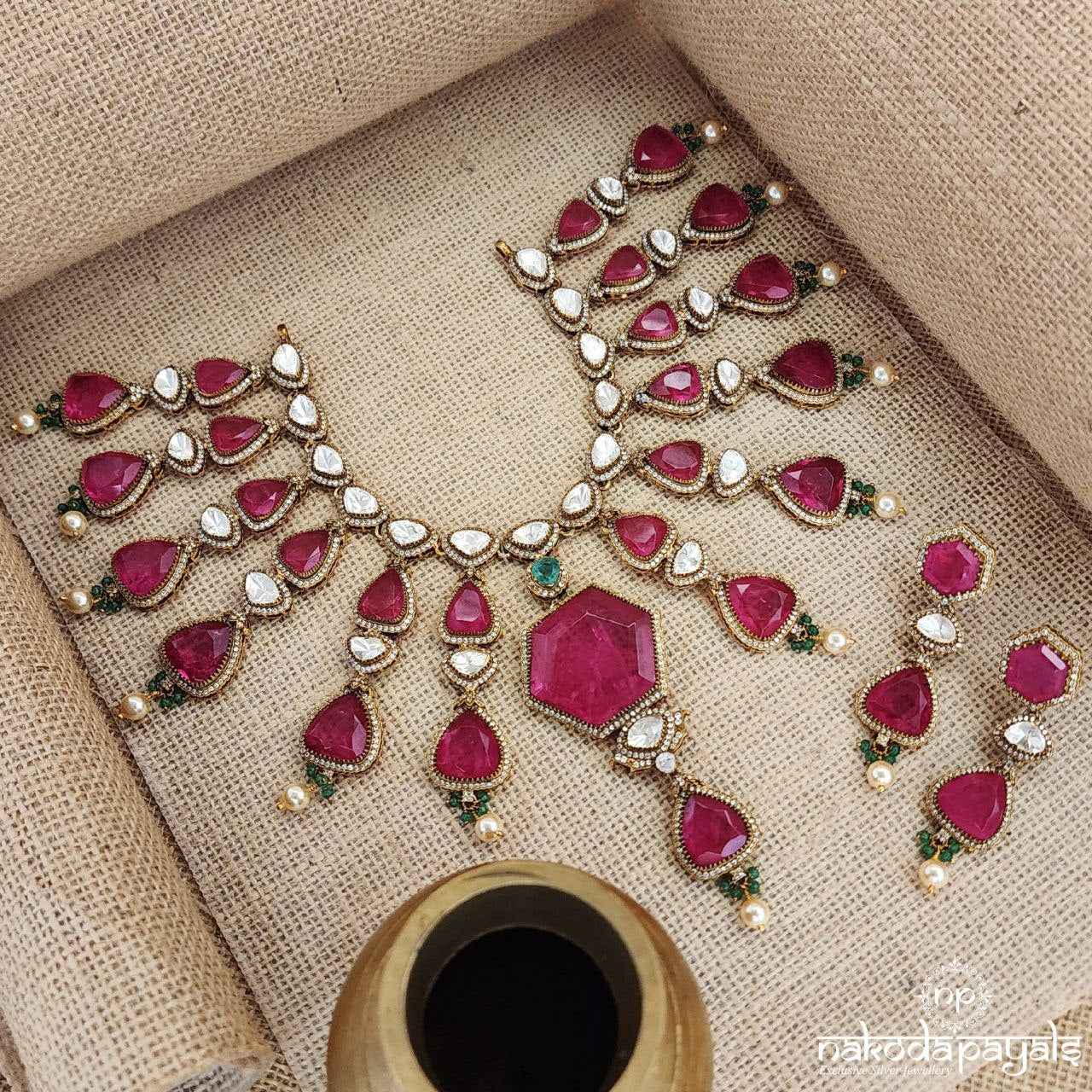 Gulab Moissanite Neckpiece With Earrings (Gn8441)