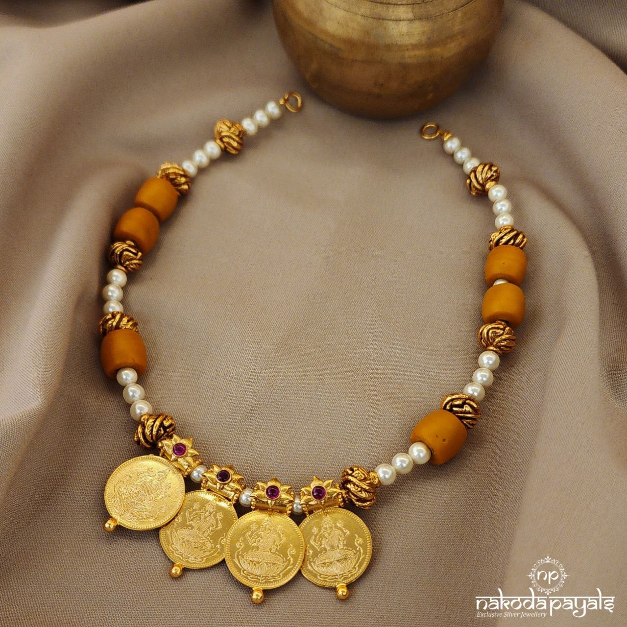 Coral Pearly Coined Neckpiece (Gn8472)