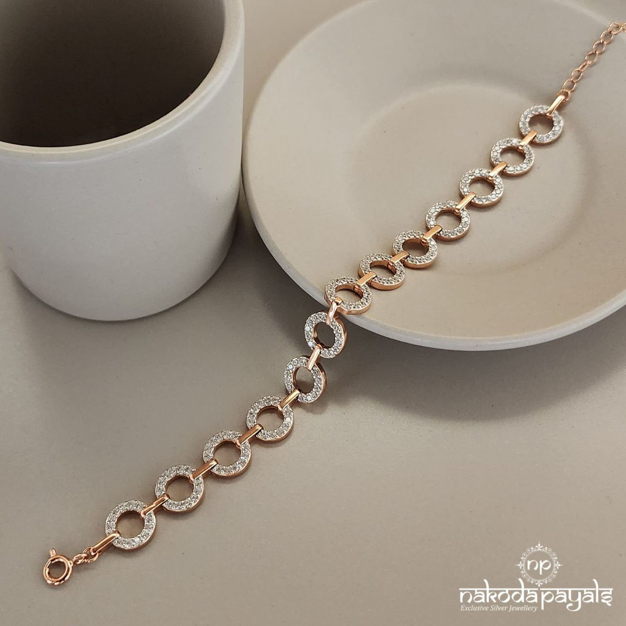 Ring Linked Rosegold Bracelet (Br1587)