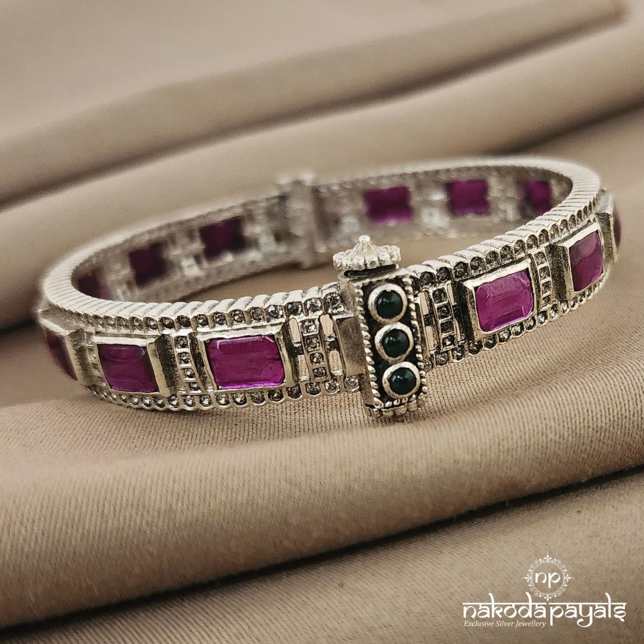 Ruby Screw Kada Single (K4074)