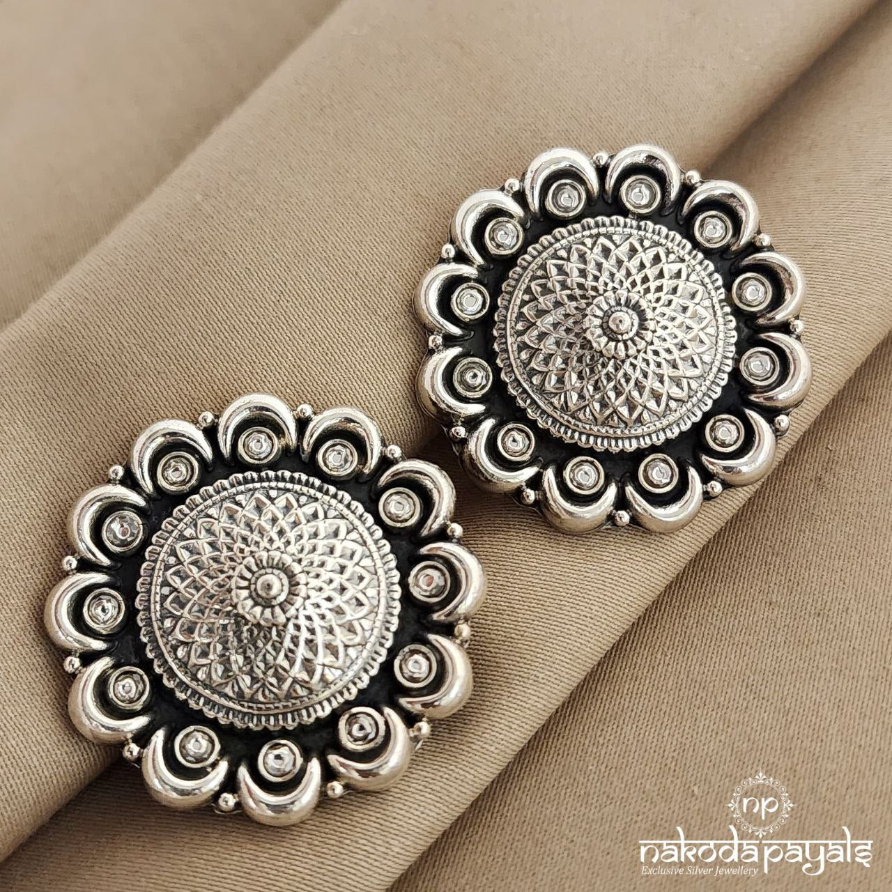 Floral Kundan Studs (S4762)
