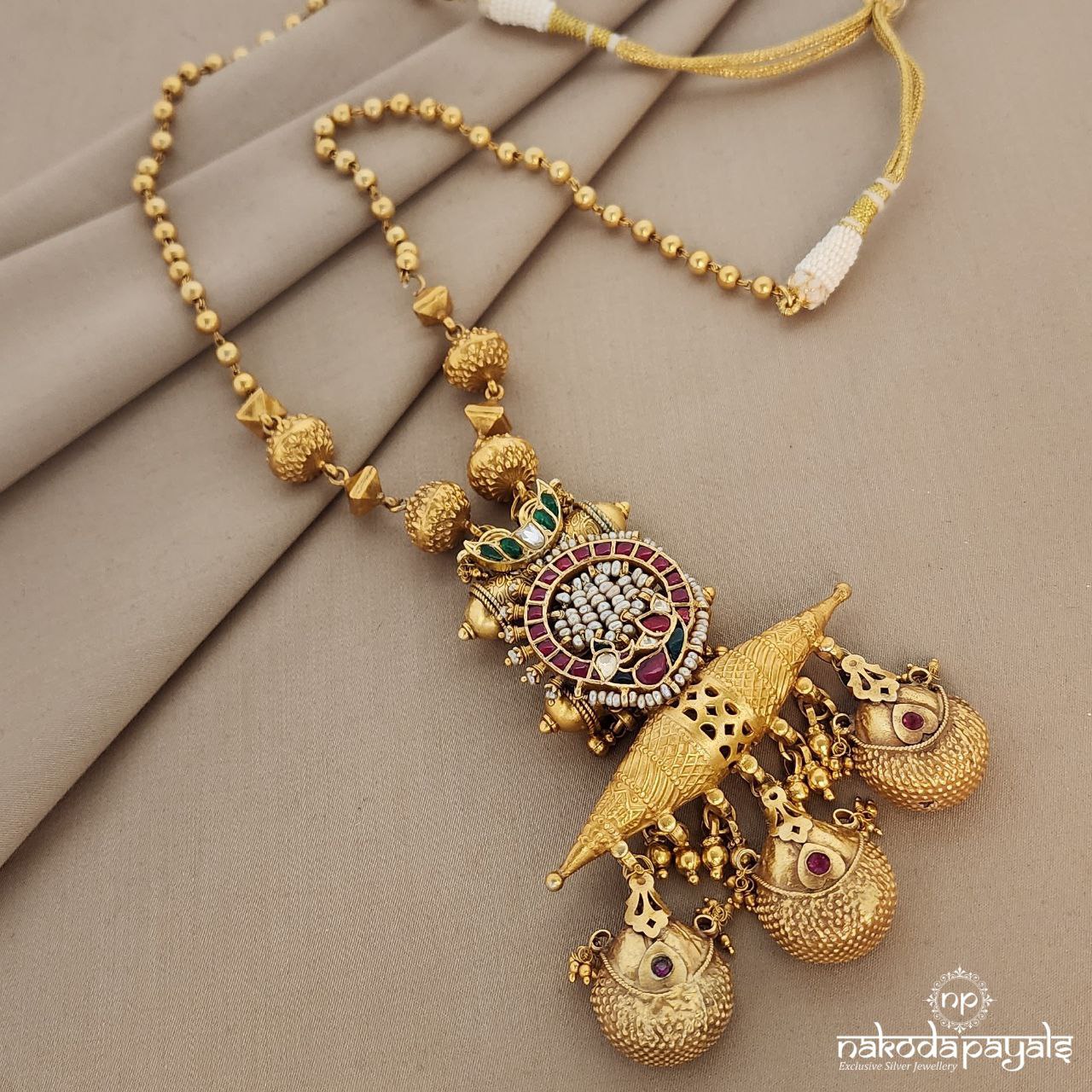 One Of A Kind Neckpiece (Gn6099)