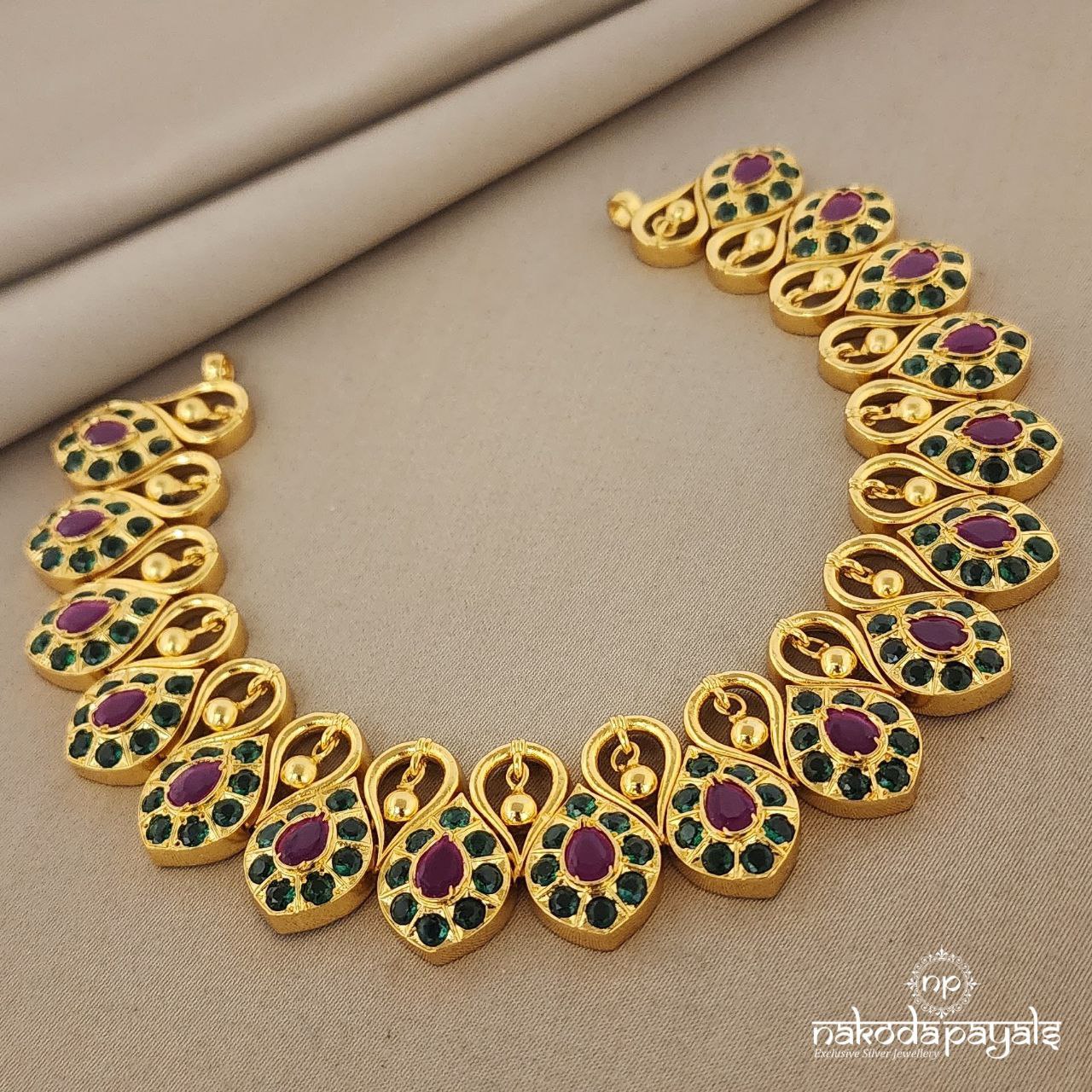 Gracious Green Neckpiece (GN6159)