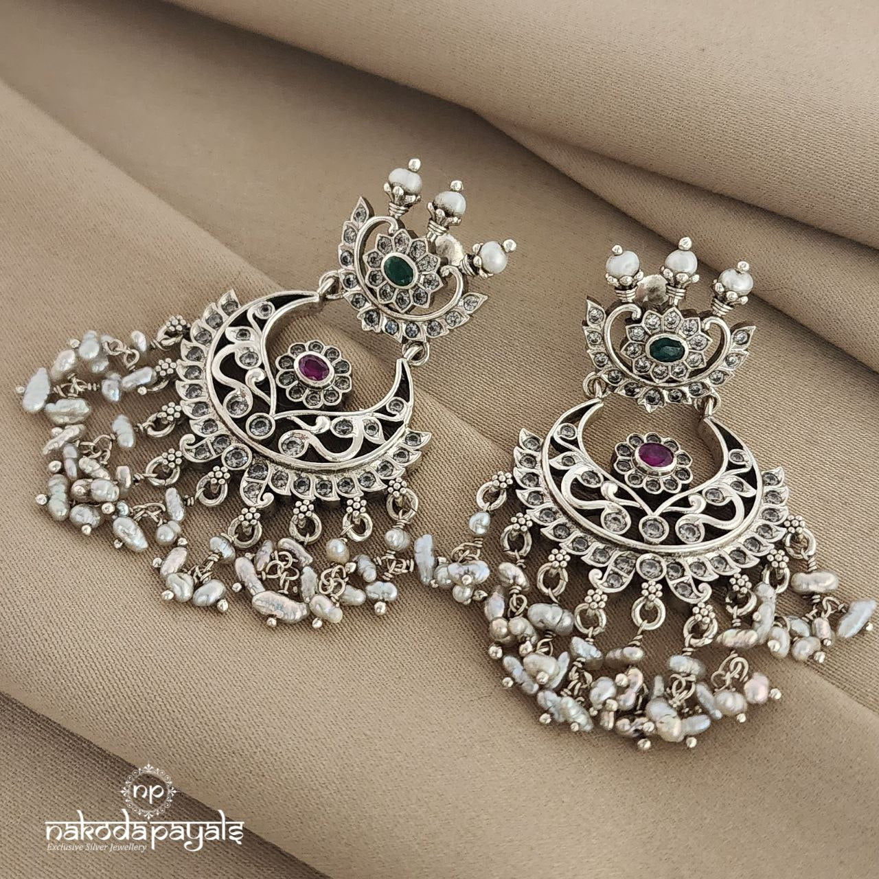 Crowned Bright Guttapusalu Chandbali (C7334)